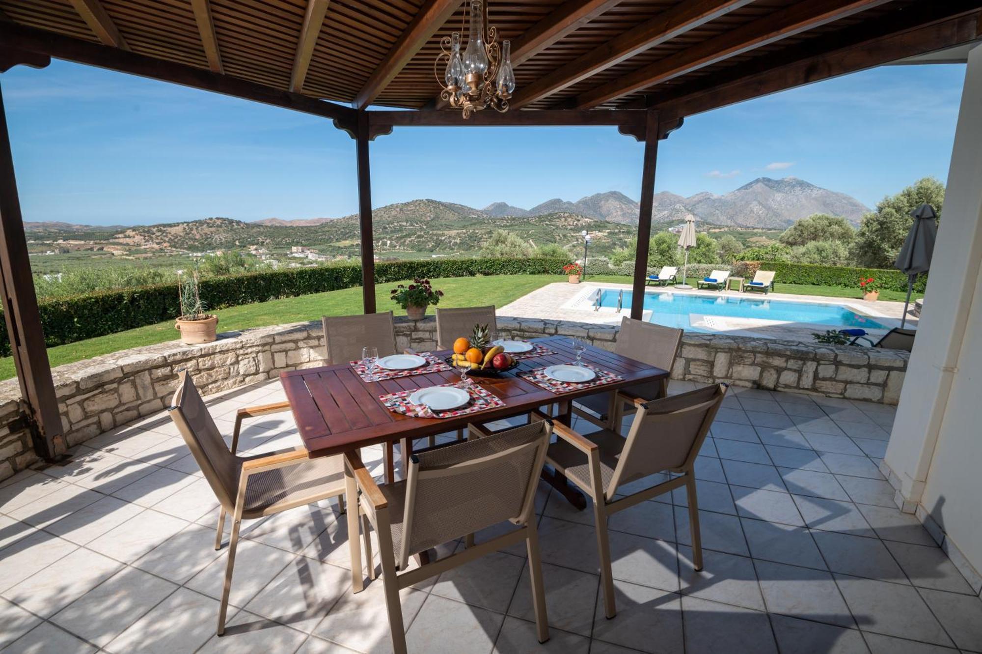 Villa Elisabeth Perama  ภายนอก รูปภาพ